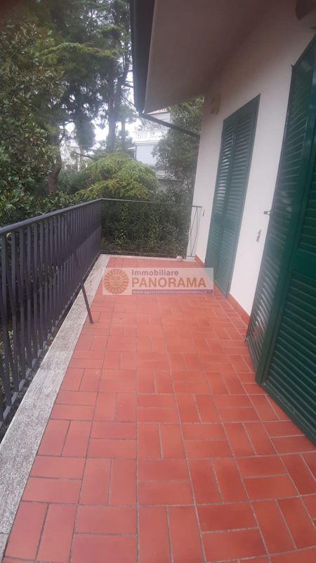 Rif. ACA243 Affittasi villa a schiera a San Benedetto del Tronto
