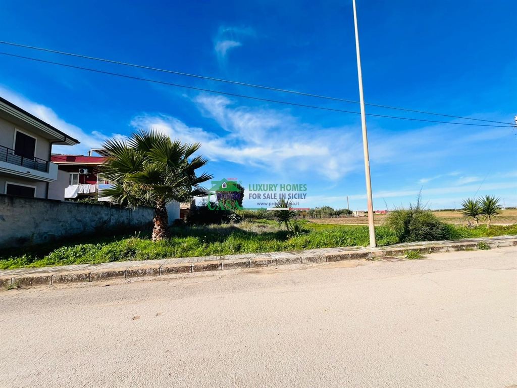 Rif: 2666 - Terreno Angolare di 1.200 mq a Pedalino – Ideale per Due Villette