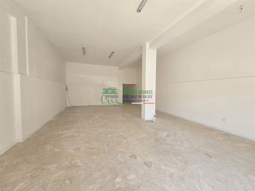 Rif. 1561 -Affitto Locale commerciale Via Venezia n° 310, Gela