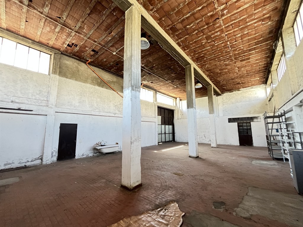 Vendita magazzino Calolziocorte superficie 200m2