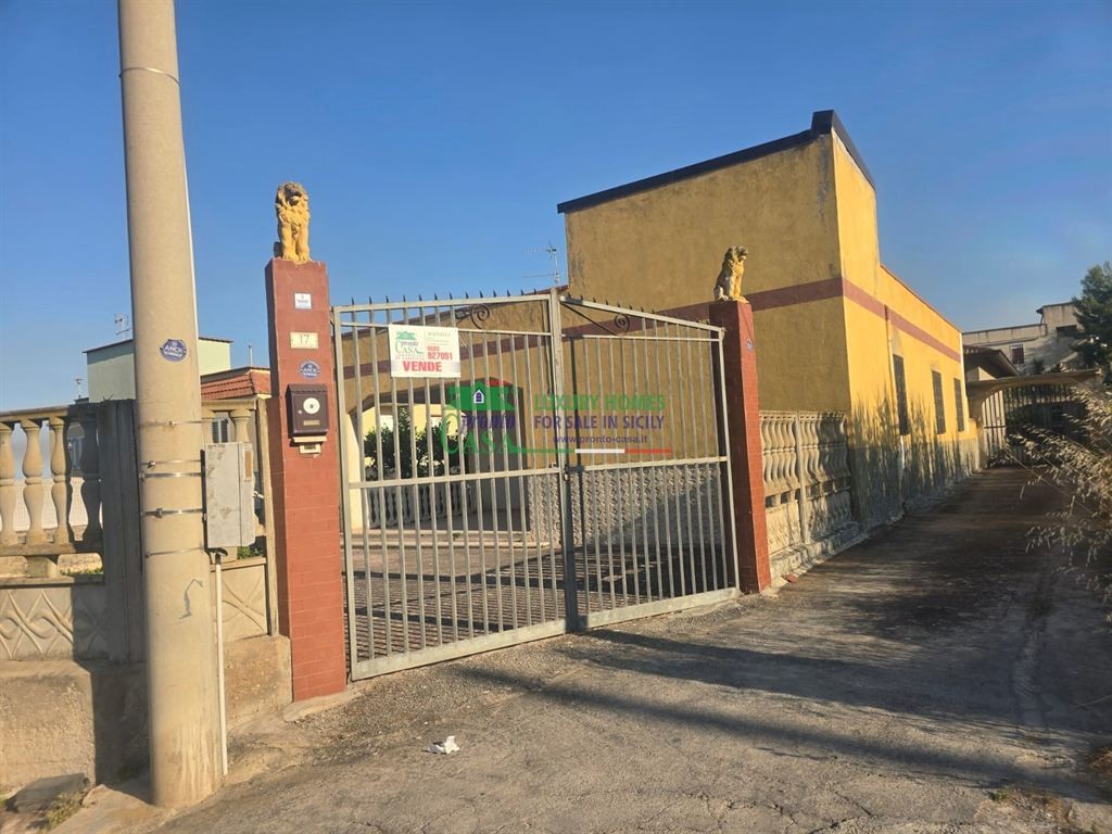 Rif. 1648 - Casa Indipendente, Via Santa Maria degli Angeli n° 17, Lido Manfria Gela