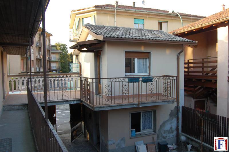 Vendita casa indipendente Cisano Bergamasco superficie 187m2