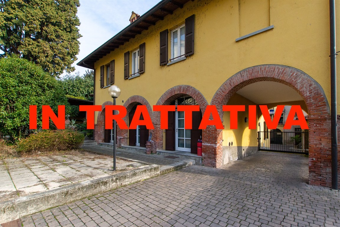 Vendita appartamento Brivio superficie 66m2