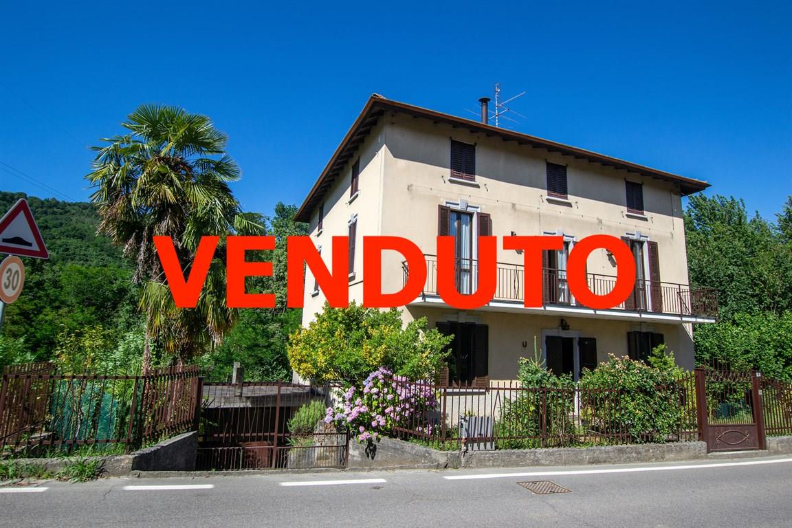 Vendita casa indipendente Mapello superficie 234m2
