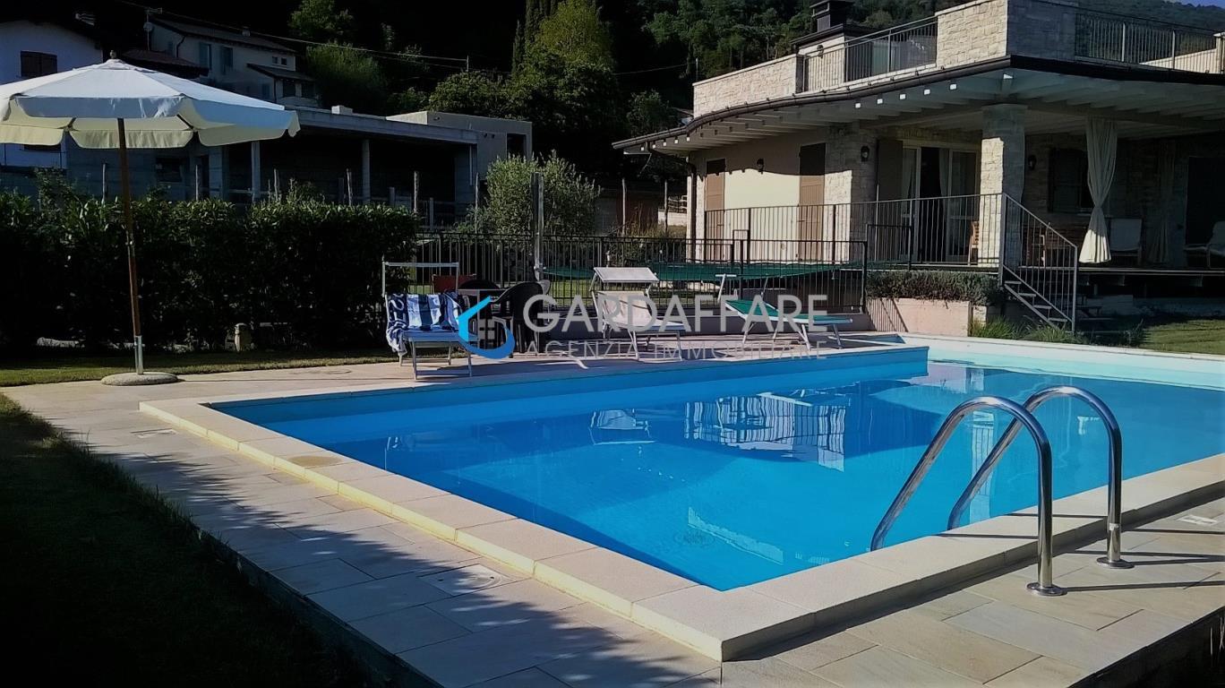 Villa Luxus-Immobilien zum Verkauf in Gargnano - Cod. 21-32