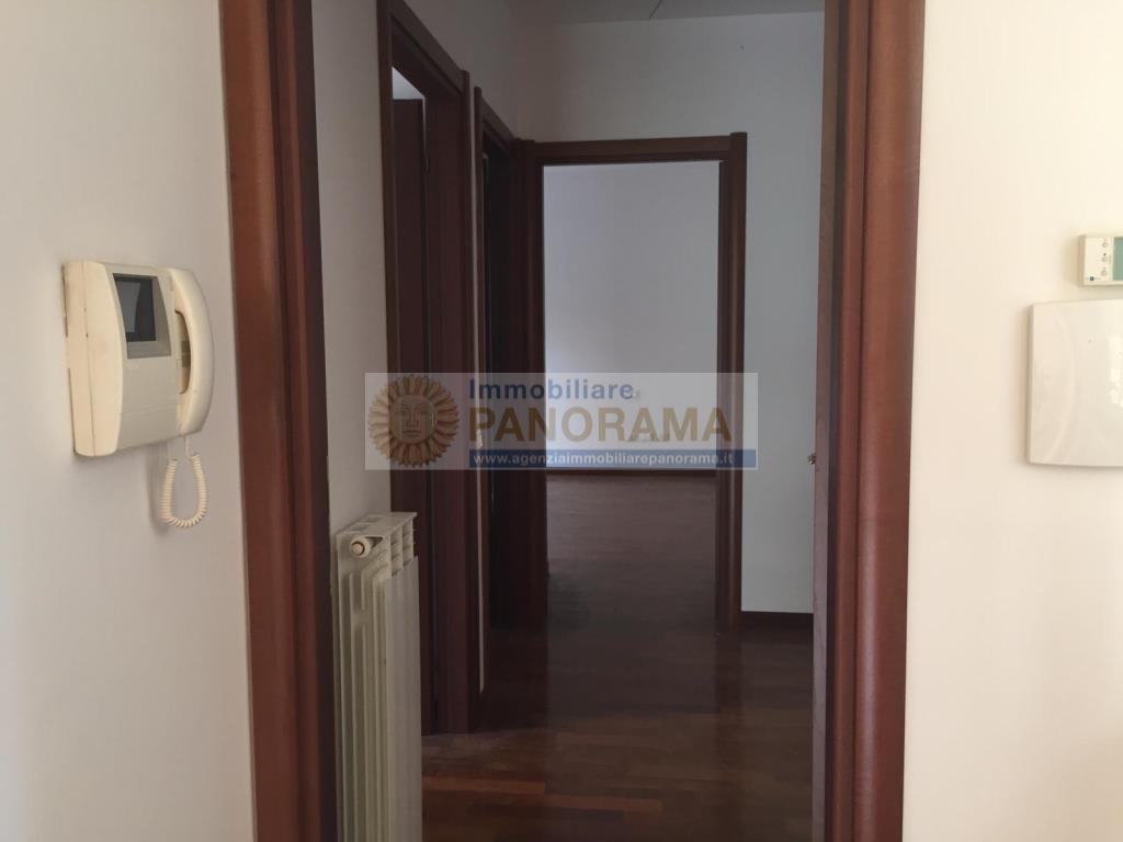 Rif. CVE46 Appartamento in vendita a Porto d'Ascoli