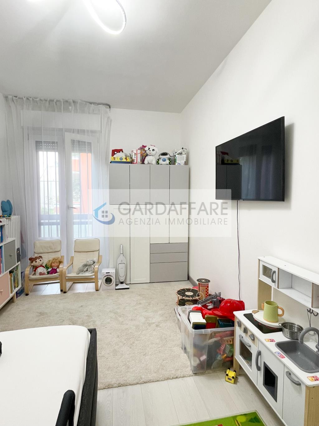 Appartamento in Vendita a Desenzano del Garda - Cod. h15-22-40
