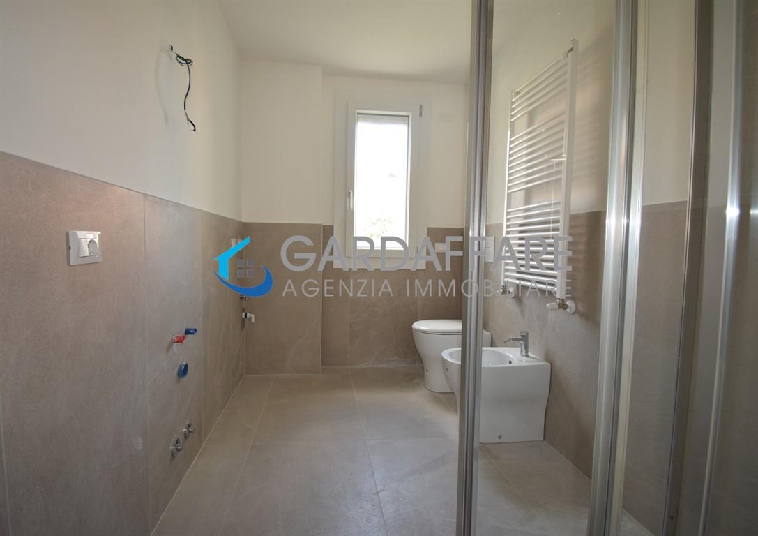Apartment zum Verkauf in Manerba del Garda - Cod. H06-19-96 (A4)