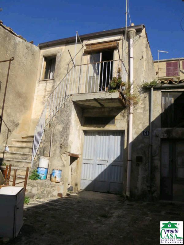 casa a Monterosso Almo 170 metri quadri