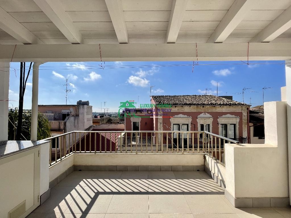 Rif. 2477 - Casa indipendente ristrutturata a Santa Croce Camerina centro