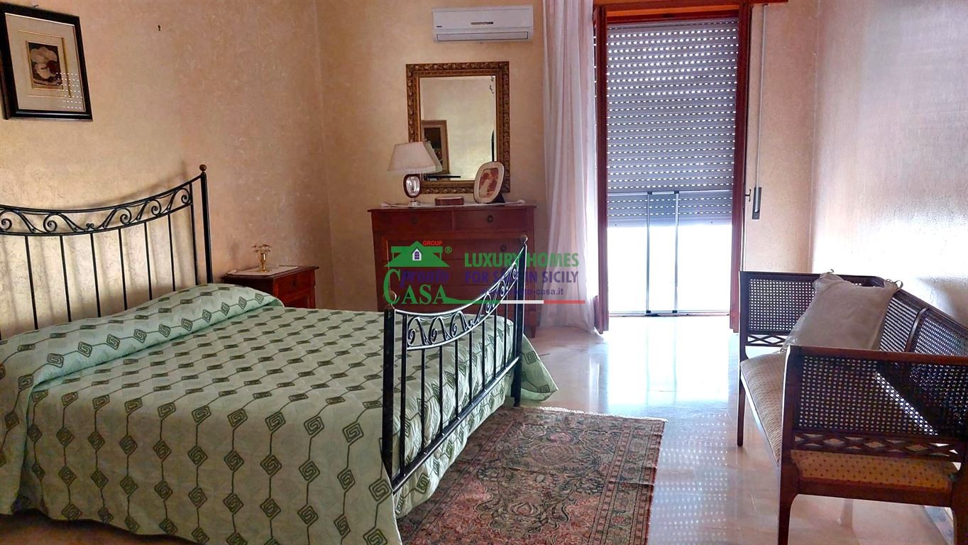 Rif. 1425 - Primo piano via Ligabue, Gela