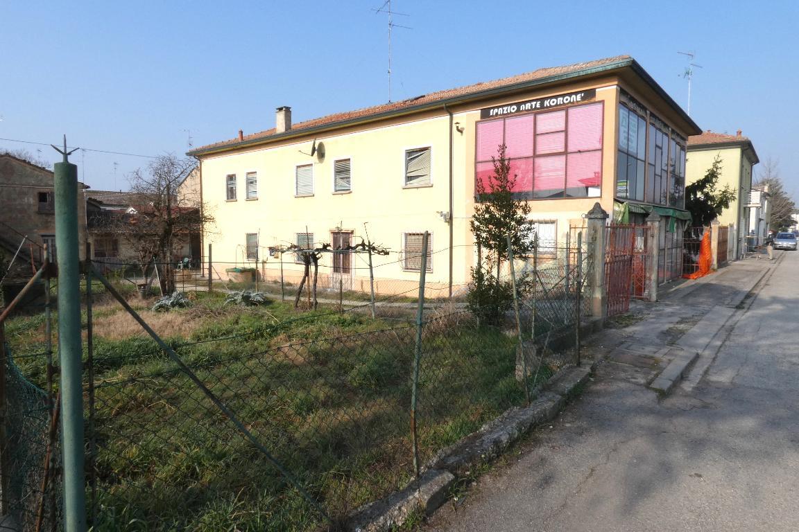 magazzino in XXV  luglio a Alfonsine