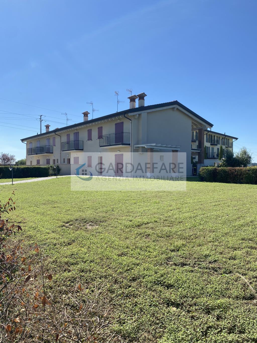 Villa di lusso in Vendita a Desenzano del Garda - Cod. h47-22-10