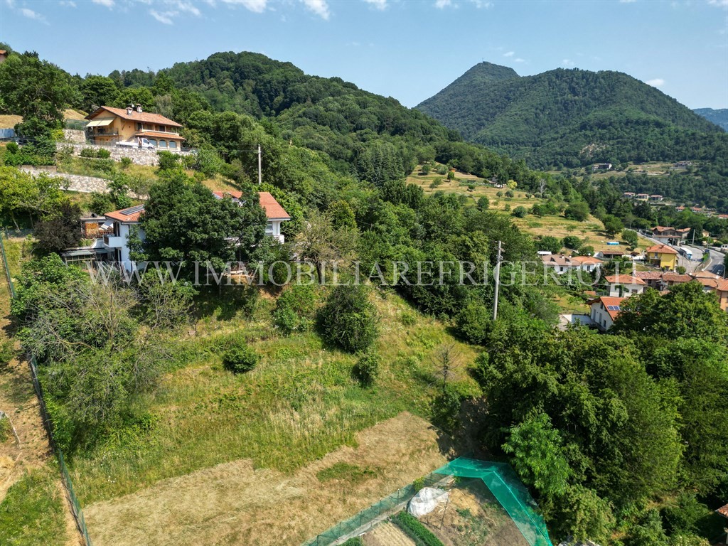 Vendita terreno residenziale Almenno San Salvatore superficie 1900m2