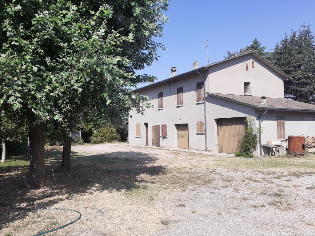 magazzino in Via Faentina 198 a Ravenna
