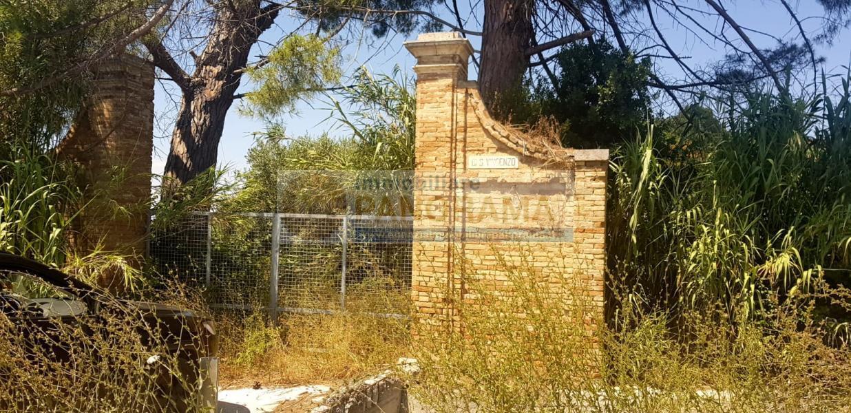 Rif. CVE14 Tenuta in vendita a Monteprandone