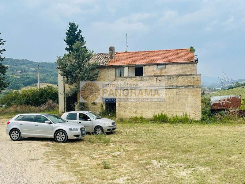 Rif. ATV341 Casale in vendita a Grottammare