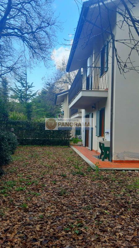 Rif. ACA243 Affittasi villa a schiera a San Benedetto del Tronto