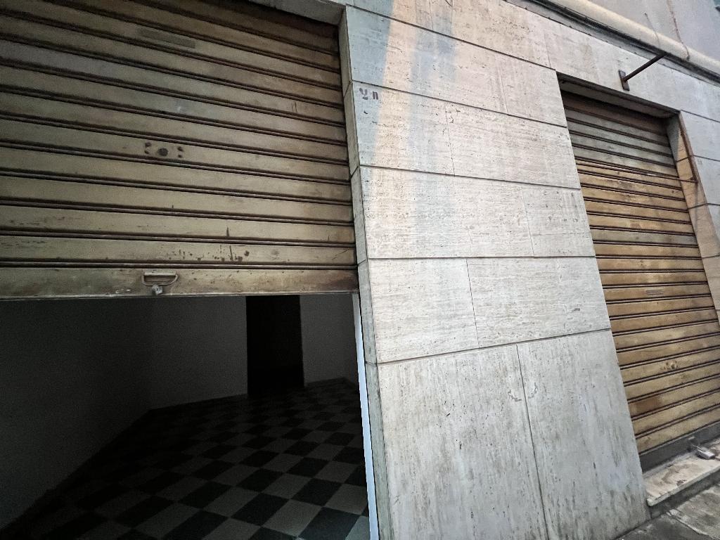 magazzino in Via Filippo Giovanni Basile a Palermo