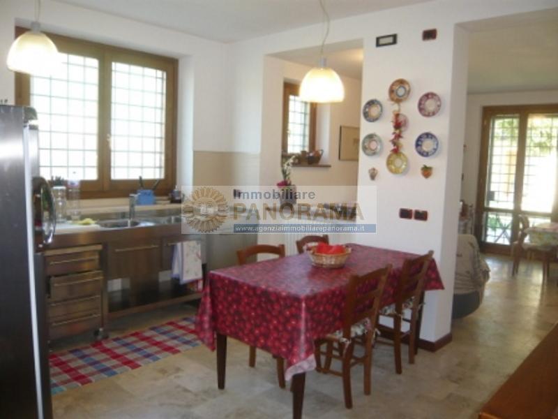 Rif. ATV222 Casale in vendita a Monteprandone con piscina