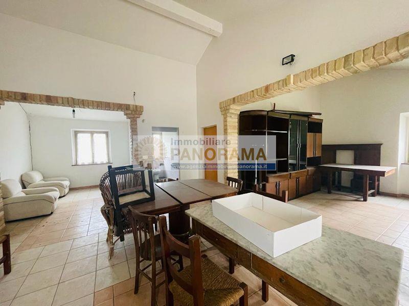Rif. ATV341 Casale in vendita a Grottammare