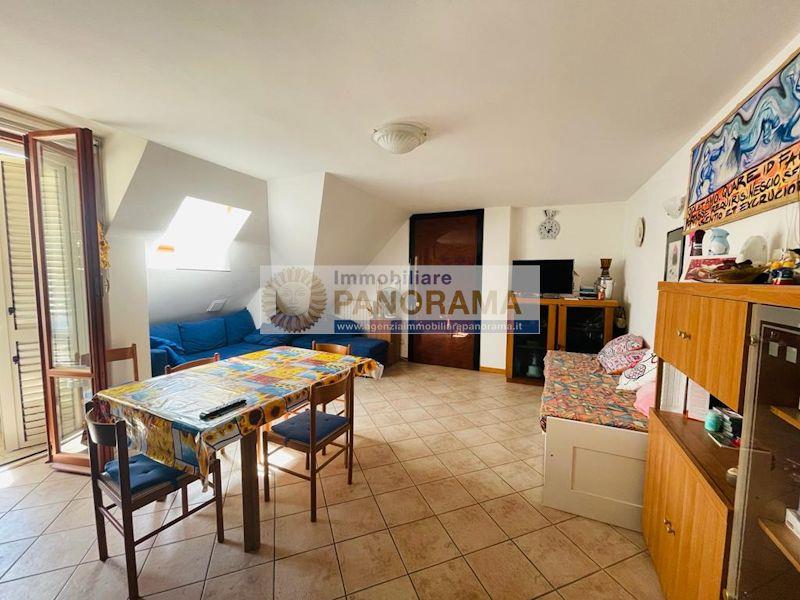 Rif. ATA346 Appartamento mansardato in affitto a Porto d'Ascoli