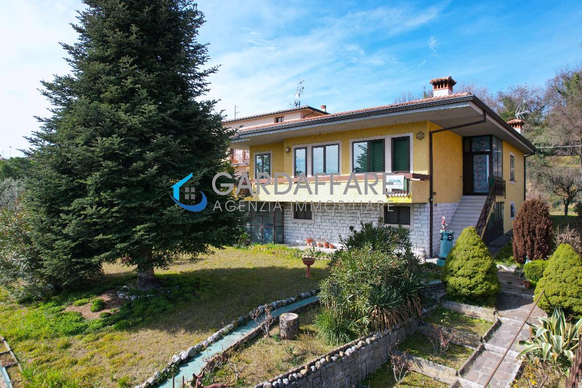 properties in Vendita lake Garda