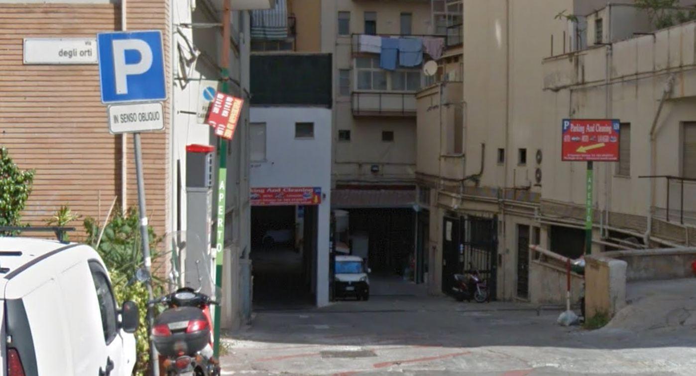 magazzino in Via degli Orti a Palermo