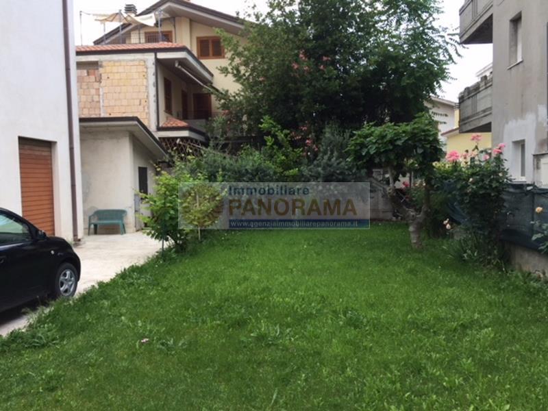 Rif. TCV14 Casa indipendente in vendita ad Alba Adriatica
