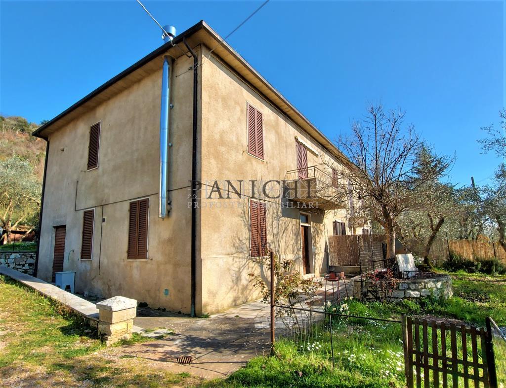 magazzino a Rapolano Terme 175 metri quadri