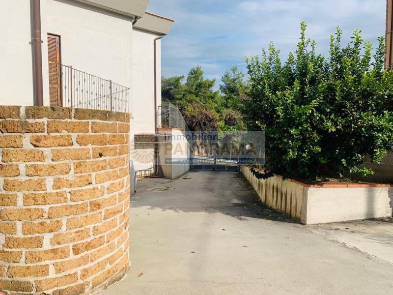 Rif. ATV232 - Villino a schiera in vendita a San Benedetto del Tronto Santa Lucia