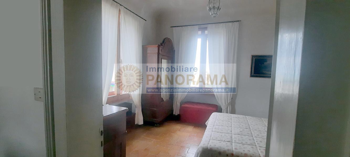 Rif. LC167 Vendesi casa  vicino al mare vista panoramica indipendente a Cupra Marittima