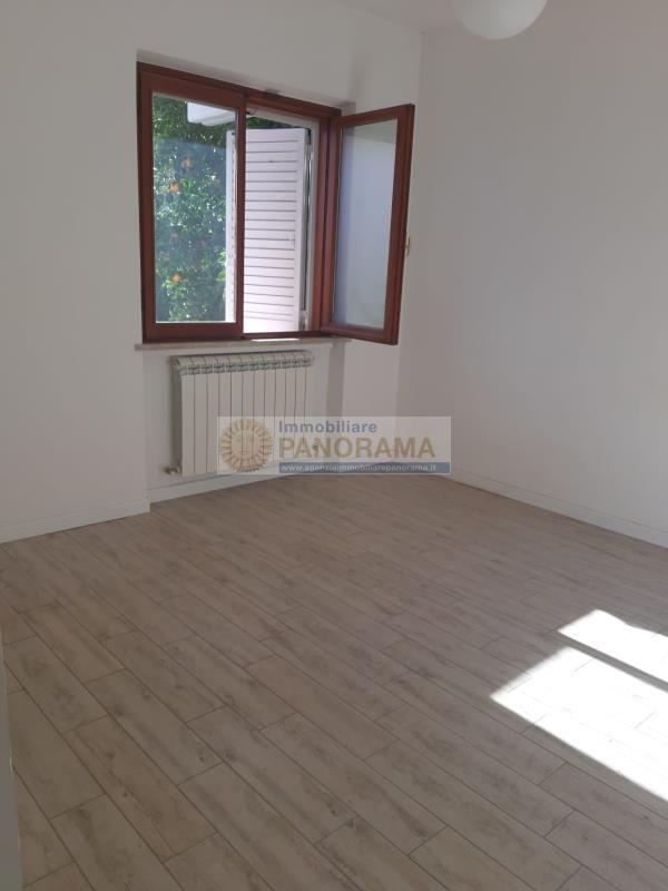 Rif. ACV117 Vendesi appartamento in villa bifamiliare a Grottammare Ascolani