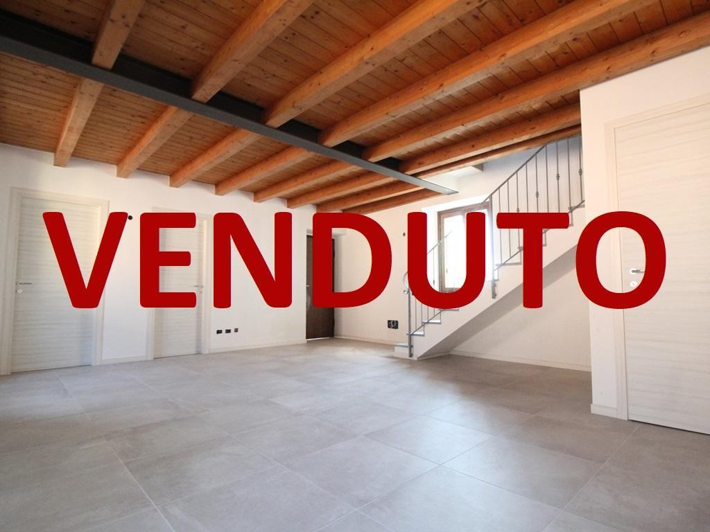 appartamento in Via Alpi a Missaglia