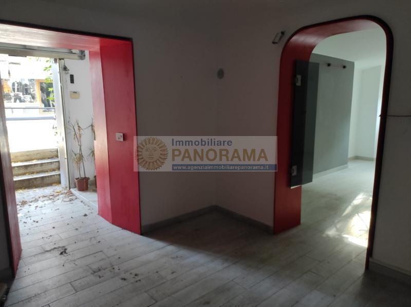 Rif. LC1198 Locale commerciale in affitto a San Benedetto del Tronto Centro