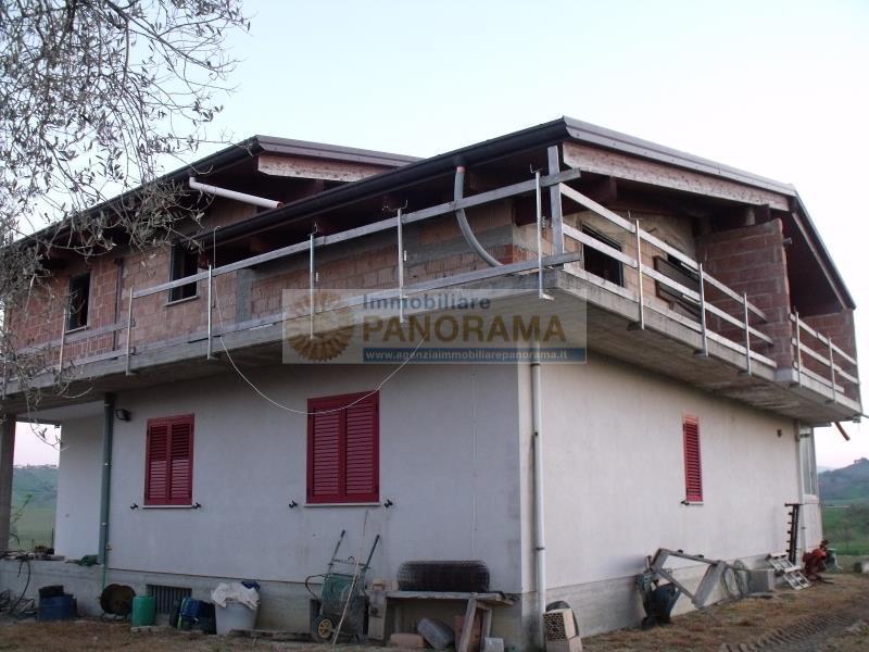Rif. FG1621 Villa in vendita a Bellante