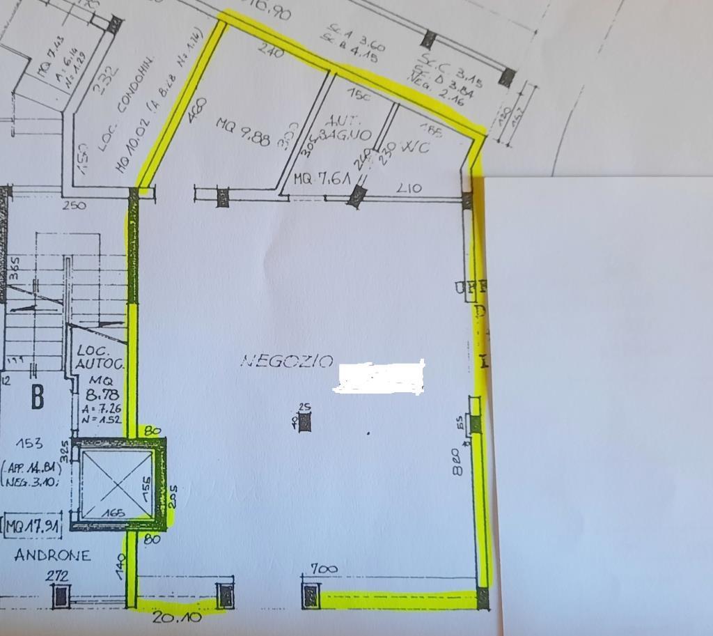 magazzino a Siena 74 metri quadri