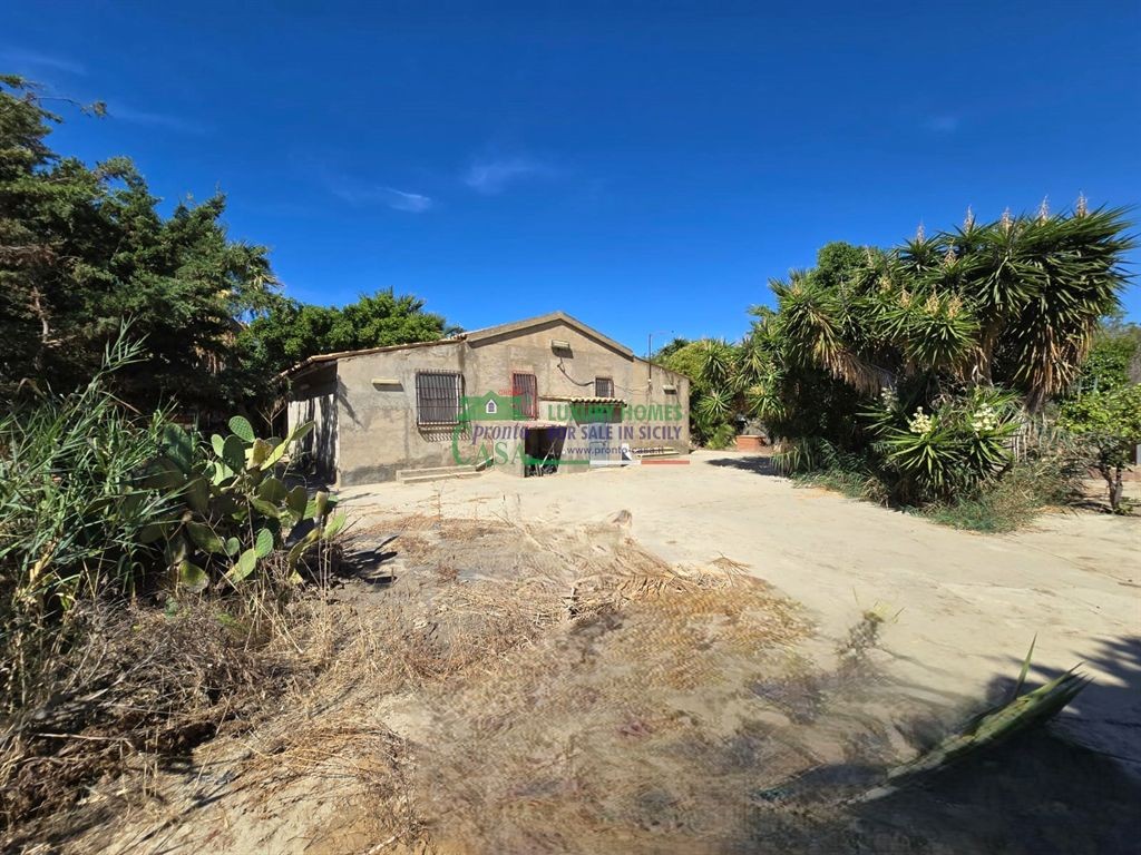 Rif. 1599 - Casa Indipendente, Via dei Laghi, Butera