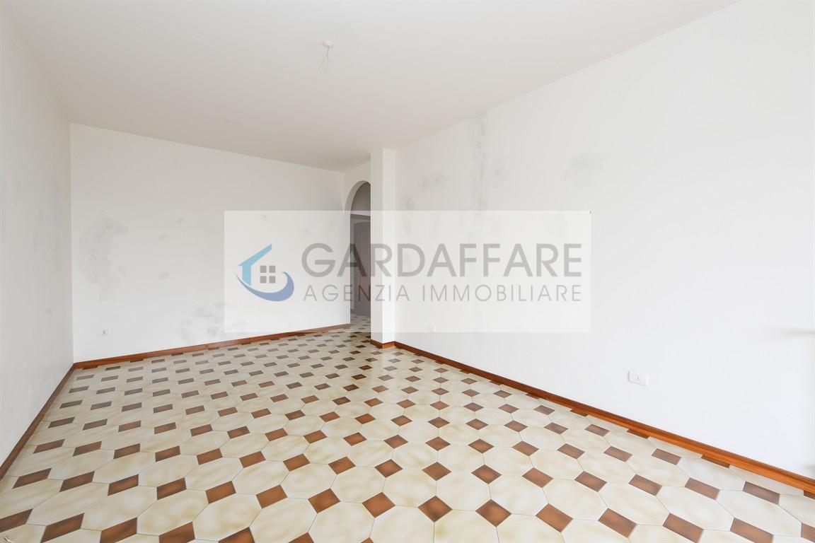Appartamento in Vendita a Desenzano del Garda - Cod. 23-35